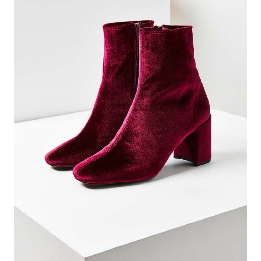 NWOB Jeffery Campbell Velvet Booties
